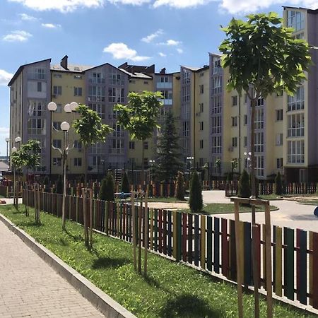 Новые Апартаменты В Жк Барский Jakusinci Kültér fotó