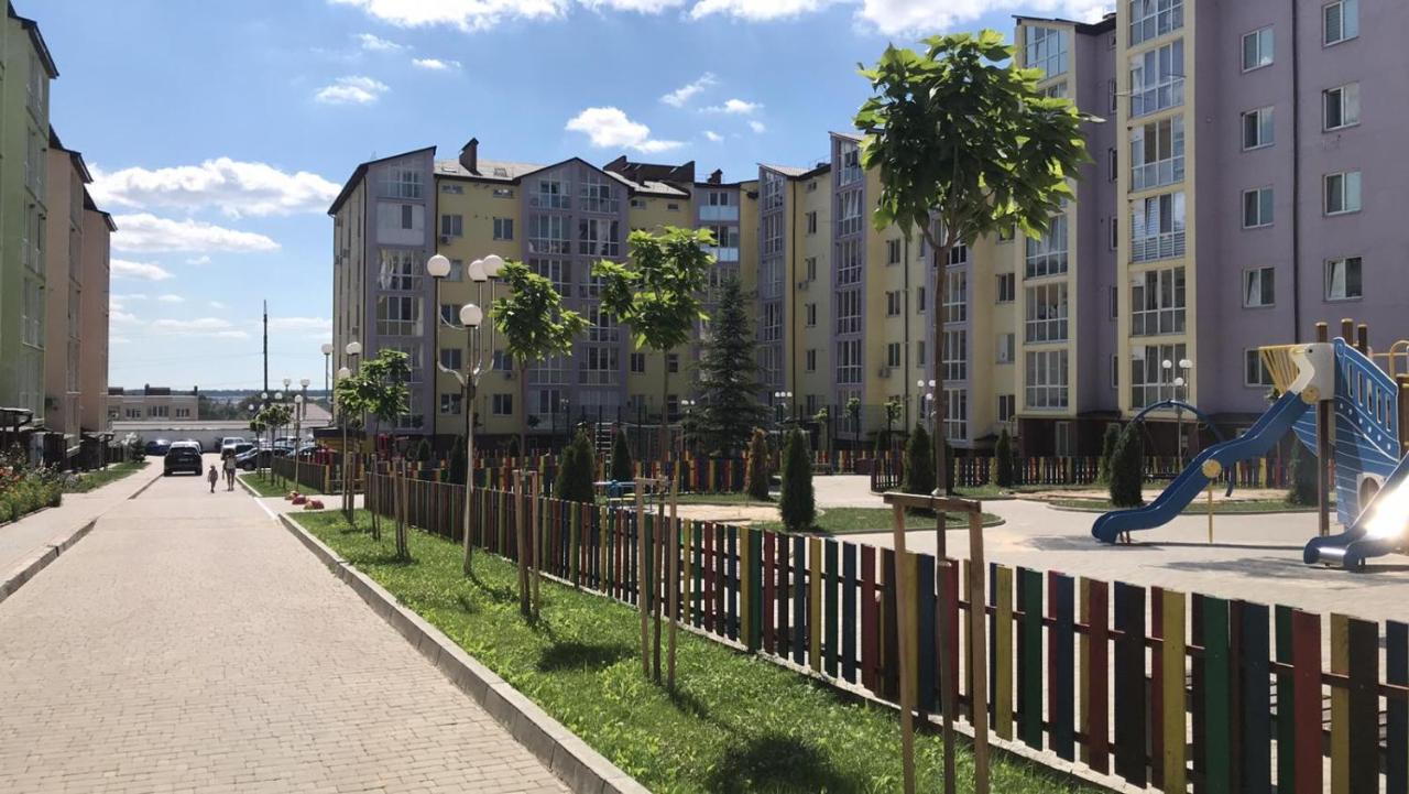 Новые Апартаменты В Жк Барский Jakusinci Kültér fotó